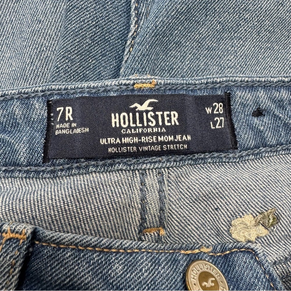 Hollister Ultra High-Rise Mom Jeans Blue Jeans Stretch Floral Embroidery Size 7R - Picture 3 of 9
